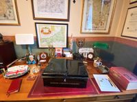 Baron&#039;s Desk